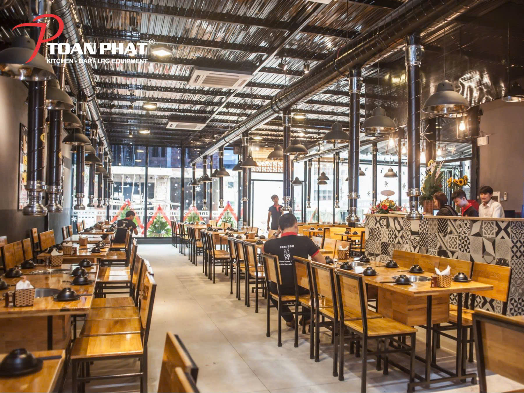 Hệ thống hút khói quán nướng: Báo giá thiết kế, thi công 2025 5 Hệ thống hút khói quán buffet nướng - lẩu