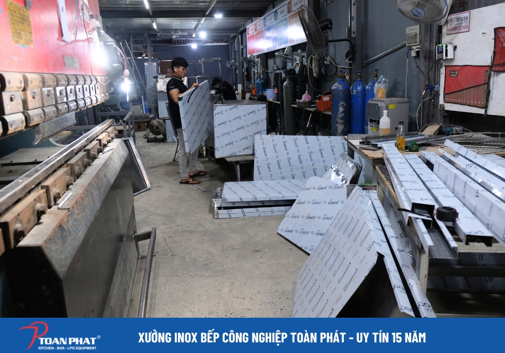 Đồng thời sở hữu xưởng sản xuất thiết bị inox trực tiếp