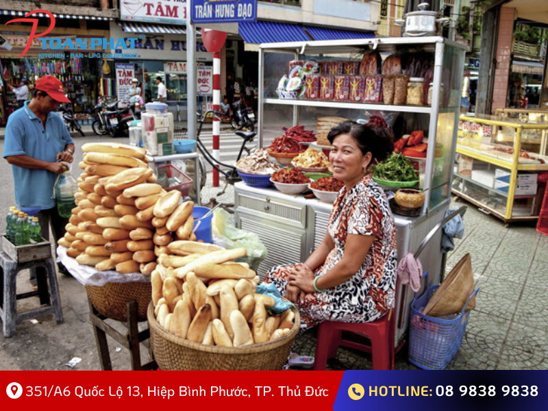 Cẩm nang mở lò bánh mì kinh doanh “1 vốn 4 lời” 7 Bán lẽ tại chỗ
