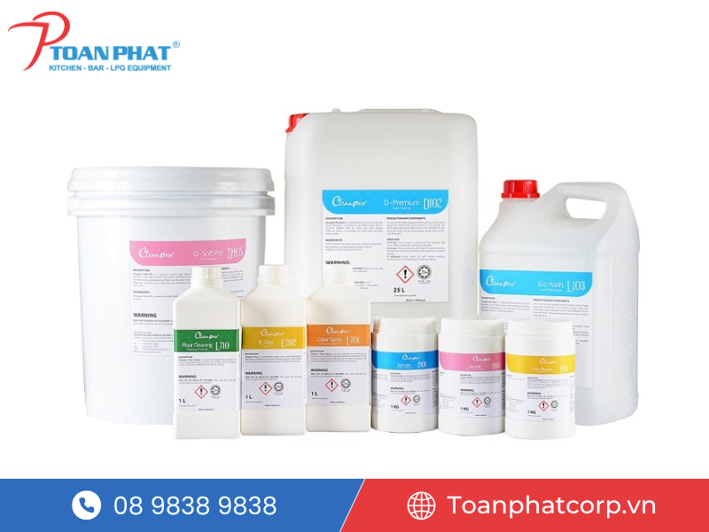 TOP 8 thiết bị máy móc cần phải có khi kinh doanh tiệm giặt ủi 4 Hóa chất giặt ủi chuyên dụng