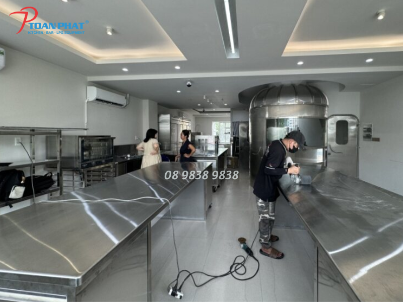 Lợi ích của việc thi công bếp công nghiệp