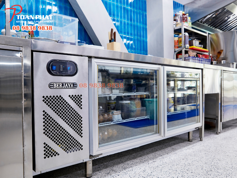 Tủ bàn kính Berjaya 2 cánh lùa