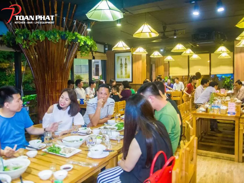 Mở quán phở cần đầu tư nồi bao nhiêu lít? Theo tô bán/ngày? 3 Quán ăn vừa