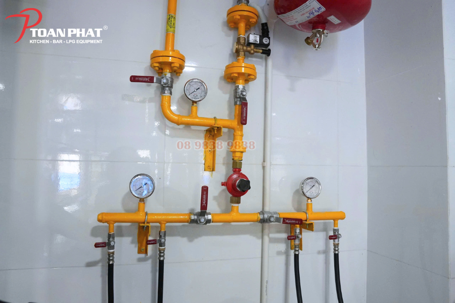 DỰ ÁN BẾP CÔNG NGHIỆP NHÀ HÀNG ẤN ĐỘ DAHI HANDI 3 Hệ thống gas bếp công nghiệp nhà hàng Ấn Độ