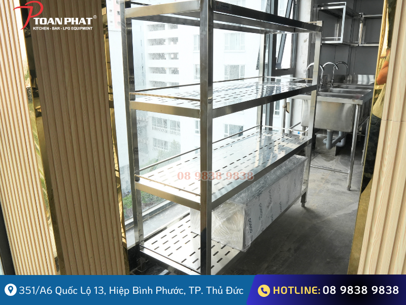 Kệ inox 4 tầng cao cấp, đa dạng mẫu mã kích thước | Giá tốt 3 Kệ inox 4 tầng Toàn Phát sản xuất