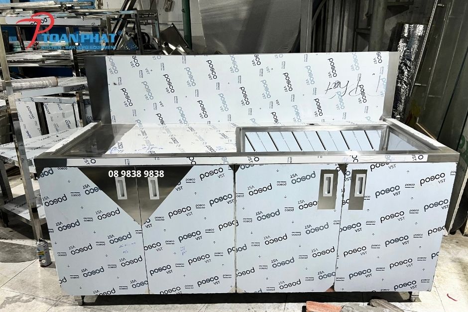Kích thước quầy pha chế chuẩn 100% cho 5 loại hình phổ biến 6 Chọn quầy pha chế ở những cơ sỏ sản xuất uy tín như Toàn Phát
