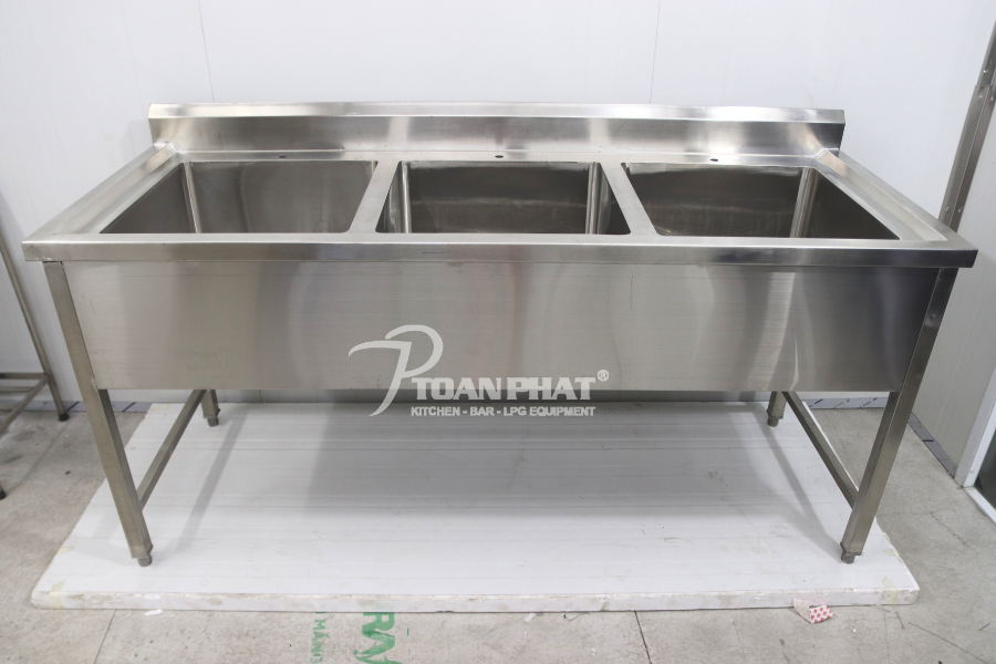 CHẬU RỬA CÔNG NGHIỆP 3 HỐ 3 Chậu rửa 3 hố inox do Toàn Phát sản xuất