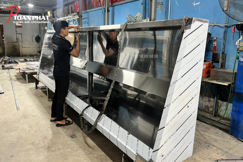 Giá chụp hút khói do Toàn Phát sản xuất