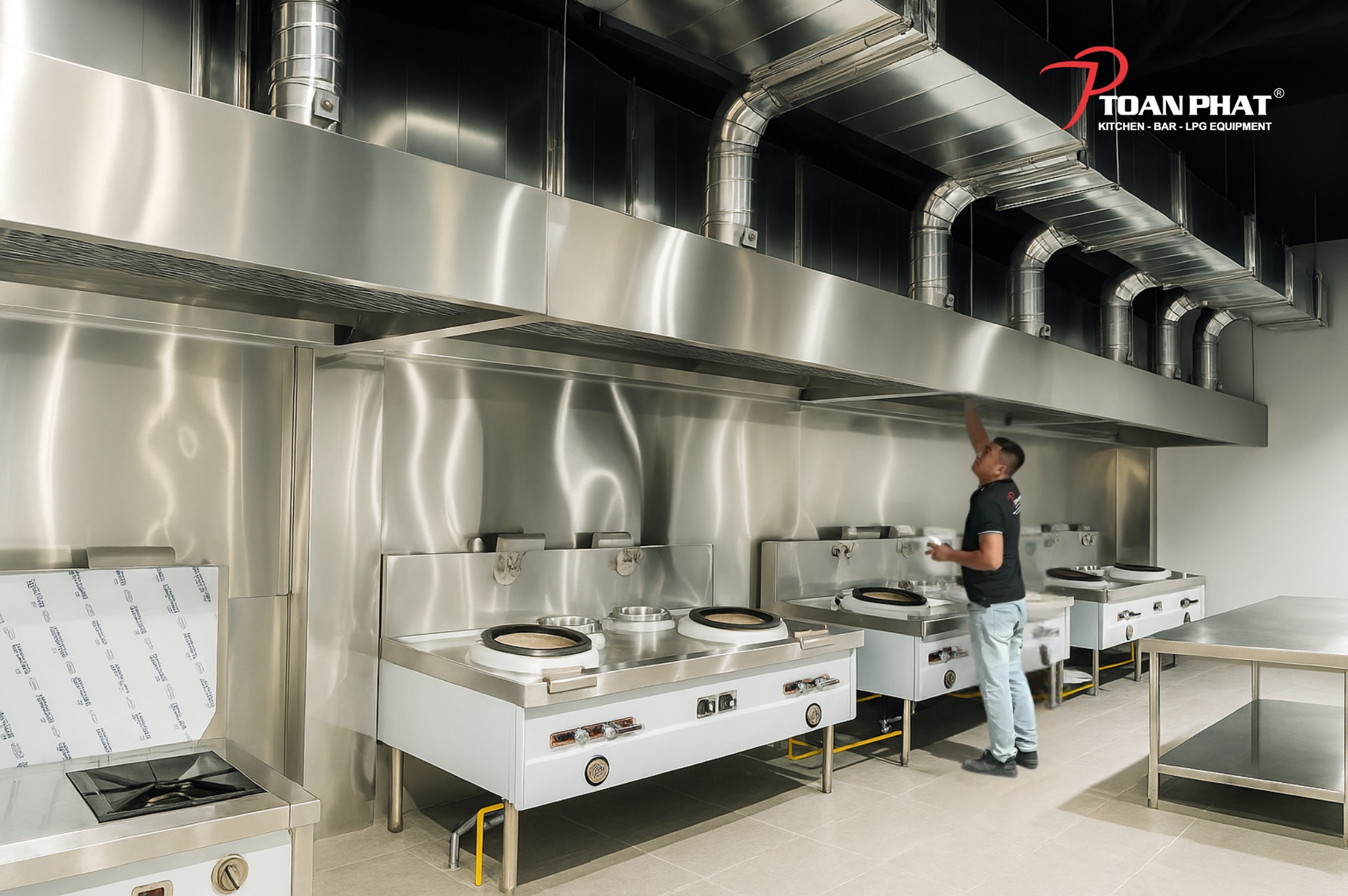 Thi công lắp đặt hệ thống hút khói