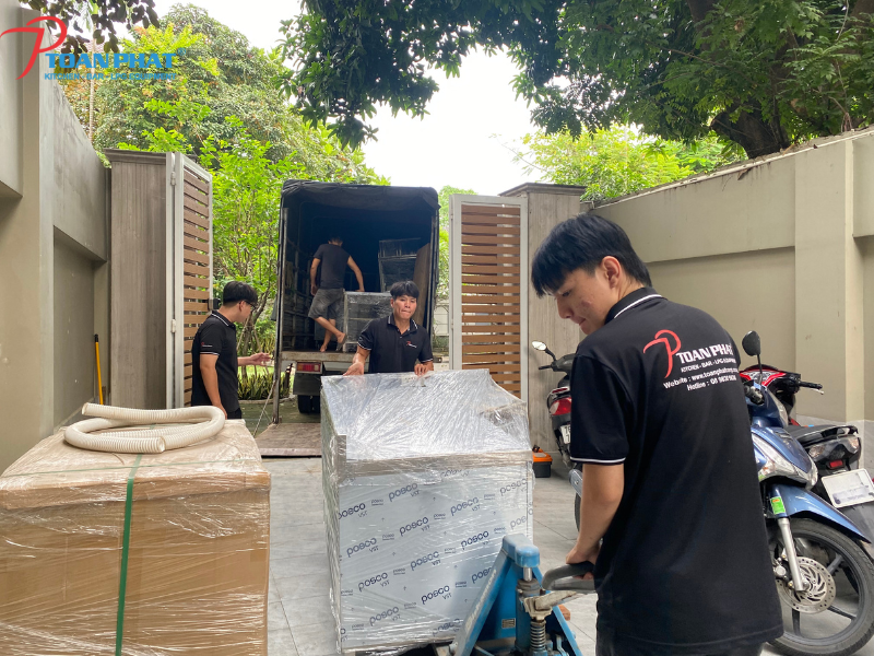 Gia công tủ inox cho bếp công nghiệp theo yêu cầu, giá tốt 9 Giao hàng và lắp đặt tận nơi