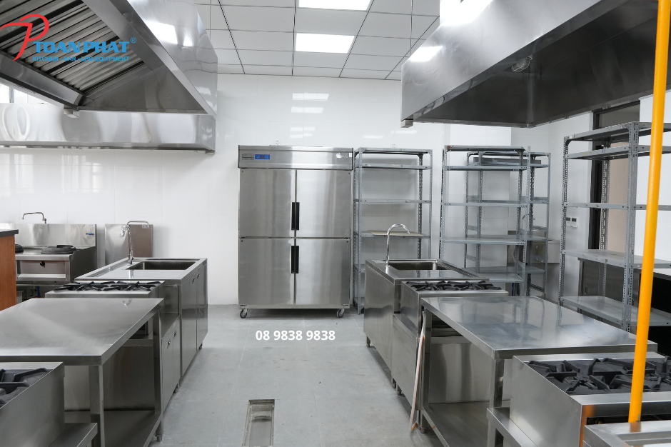 Ưu điểm và lợi ích của tủ lạnh công nghiệp