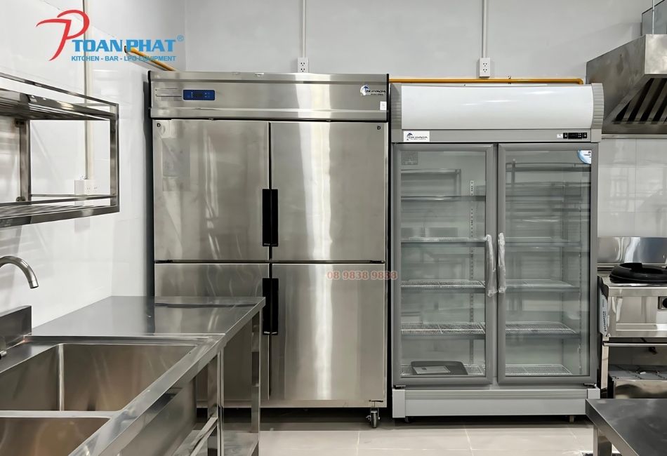Dự án thi công bếp ăn công nghiệp Công ty cổ phần Phong Phú 8 Tủ mát và tủ đông công nghiệp