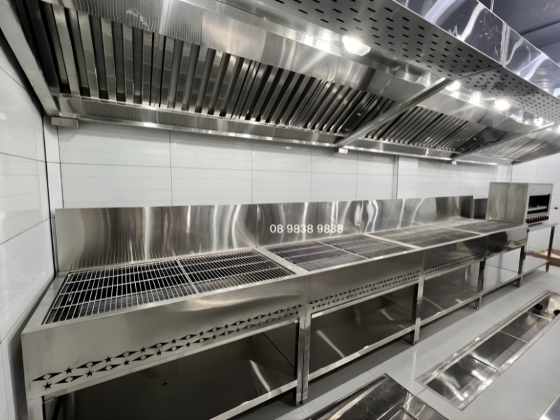 Hệ thống hút khói giúp bếp luôn thông thoáng