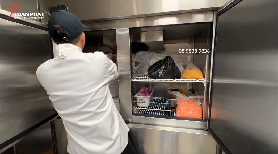 Dung tích lưu trữ lớn, đáp ứng nhu cầu bảo quản nguyên liệu