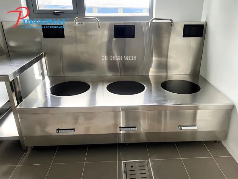 Bếp thấp điện từ ba họng Okinaga giải pháp nấu cho bếp quy mô lớn