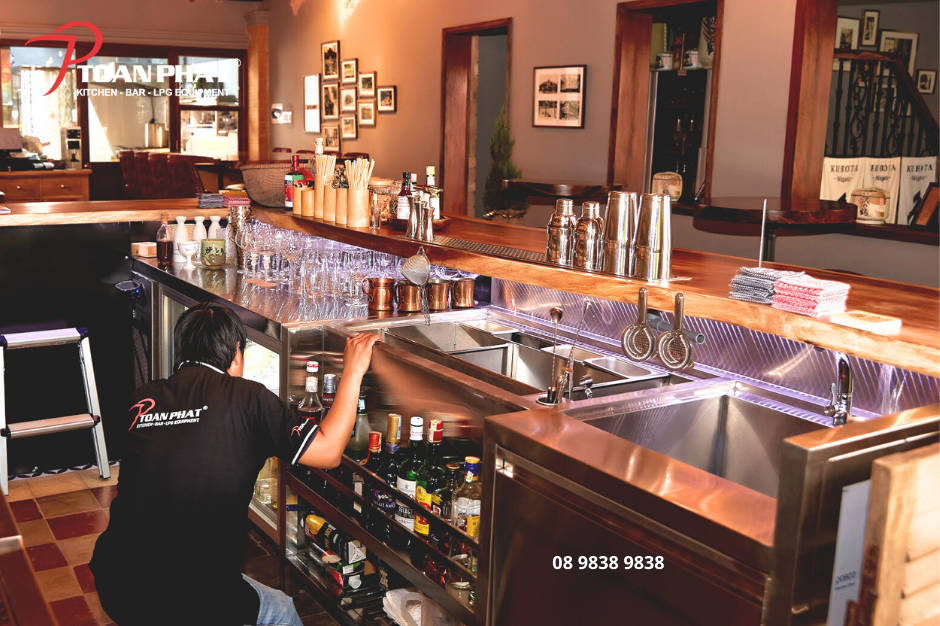 QUẦY PHA CHẾ INOX 1M6 7 Quầy pha chế inox 1m6 sử dụng cho quán cà phê, trà sữa và nhà hàng