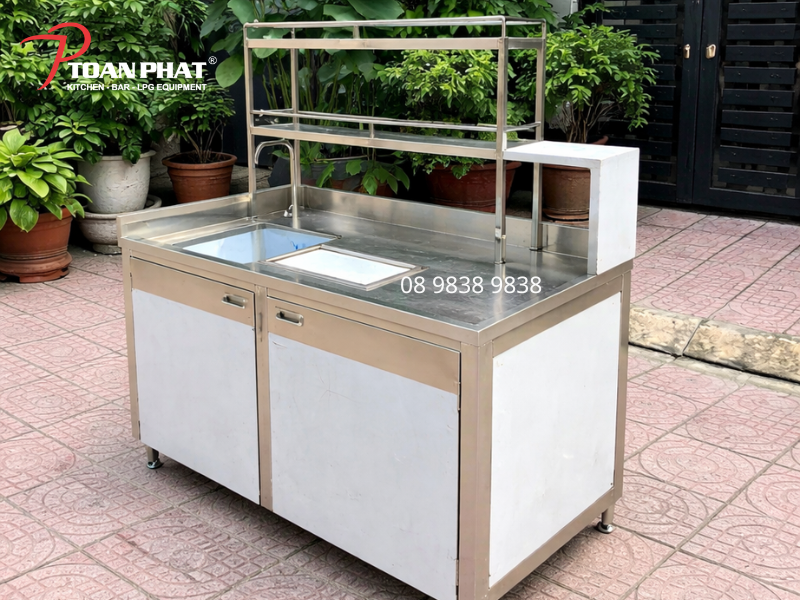 Quầy pha chế inox 1m2 có kệ trên Toàn Phát sản xuất