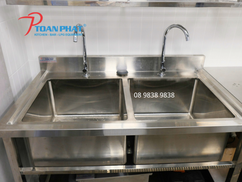 Chậu rửa inox 2 hố đơn giản