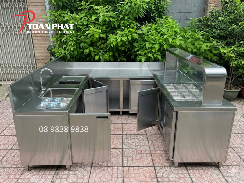 Mẫu quầy pha chế trà sữa inox chữ U Toàn Phát sản xuất