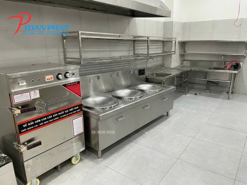 Bếp á điện từ ba họng 12kW Okinaga thiết kế tối ưu cho bếp quán ăn