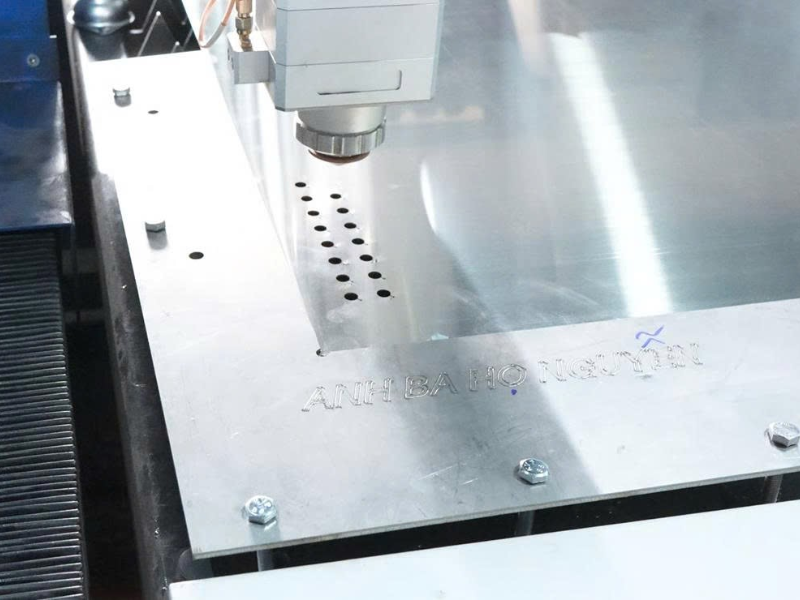 BẾP NƯỚNG XOAY INOX 10 Cắt CNC chính xác