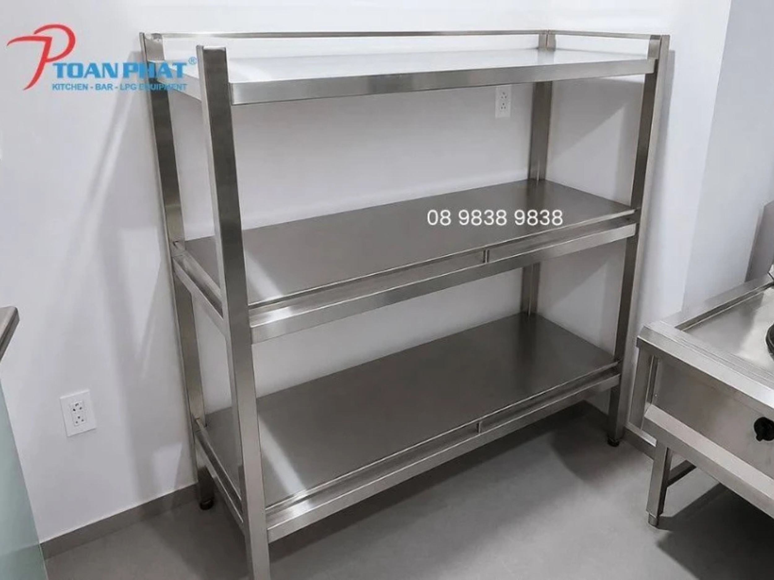 KỆ PHẲNG INOX 3 TẦNG 2 Giới thiệu tổng quát kệ phẳng inox 3 tầng được Toàn Phát sản xuất