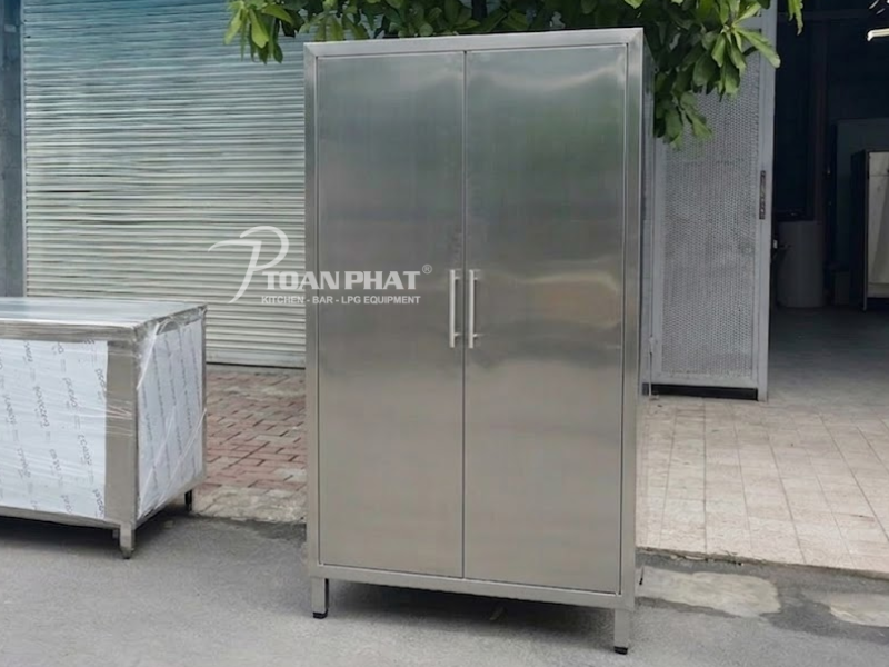 Thiết kế tủ inox 3 tầng tối ưu lưu trữ bếp công nghiệp