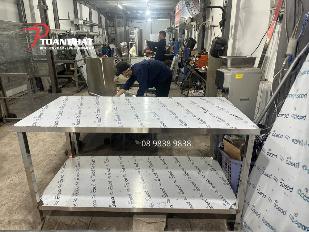Bàn inox công nghiệp