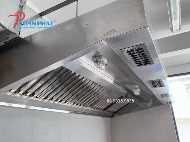 Hệ thống hút khói quán nướng 19 Chup hut khoi inox Toan PhatChup hut khoi inox Toan Phat