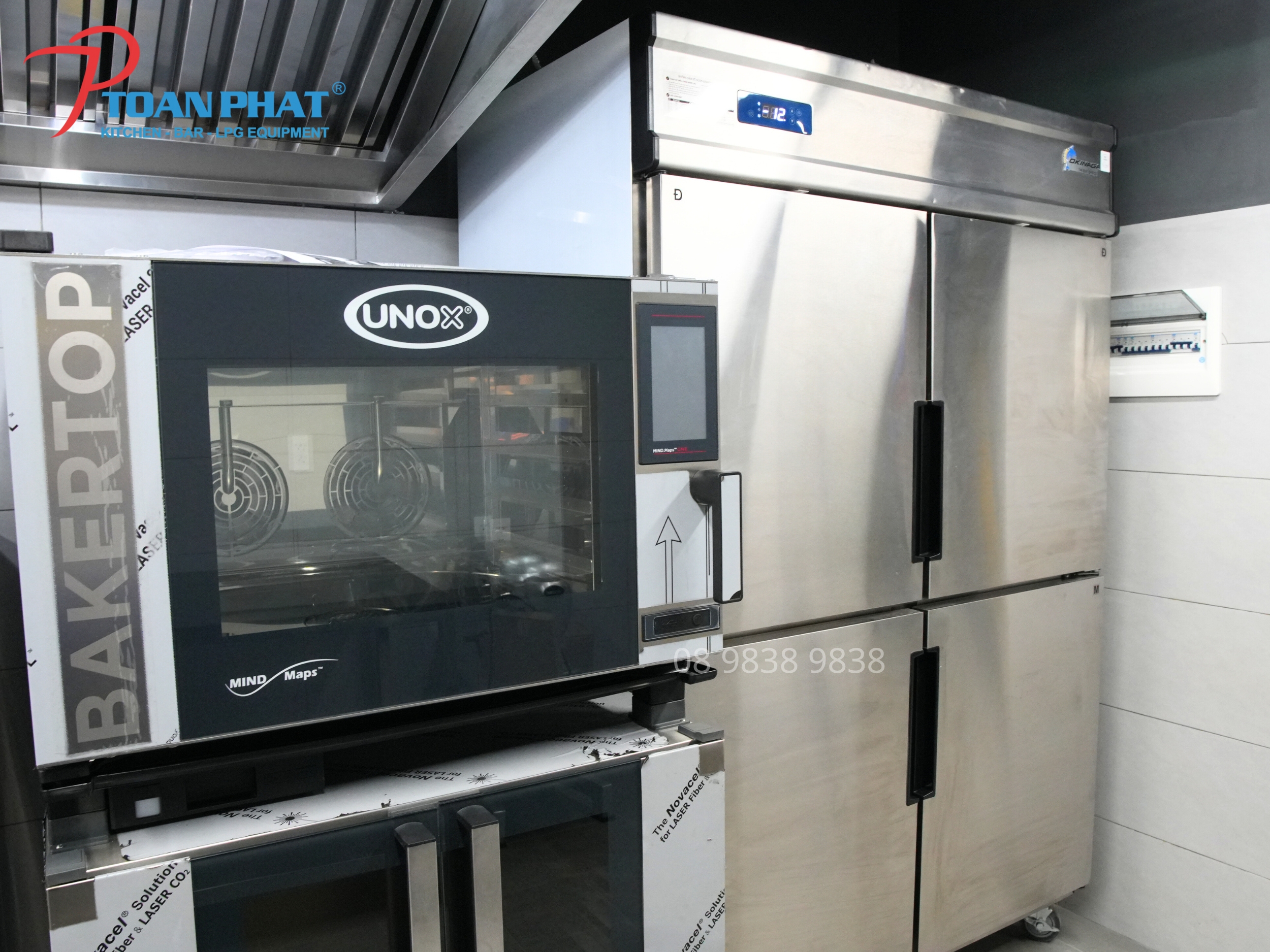 Giới thiệu Lò Nướng 4 khay Unox Bakertop MIND.Maps One XEBC-04EU-E1RM 