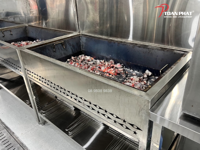 Thiết kế bếp quán nướng 25 Bếp nướng than công nghiệp