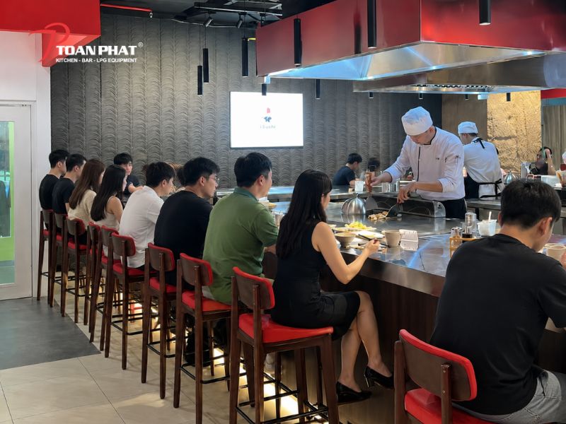 TOÀN PHÁT THI CÔNG BẾP MỞ NHÀ HÀNG NHẬT TEPPAN 10 Hiệu quả sau khi dự án hoàn thiện