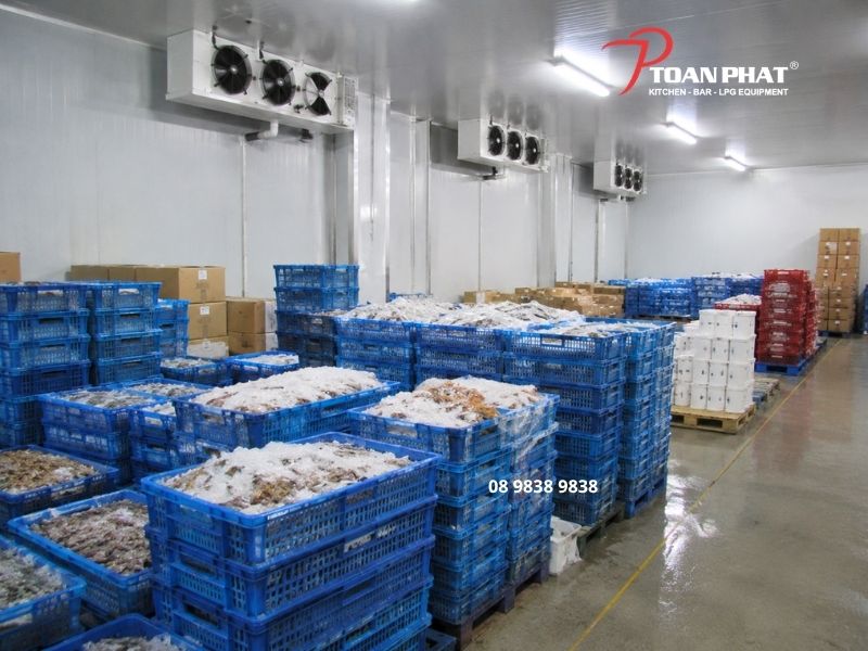 Kho lạnh bảo quản là gì? Cấu tạo, phân loại và ứng dụng thực tế 5 Kho đông lạnh bảo quản thủy sản xuất khẩu