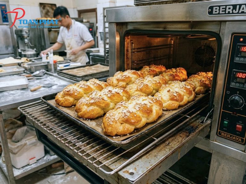 Top 7 Công thức làm bánh mì bằng lò nướng công nghiệp 13 Công thức làm bánh mì hoa cúc từ Toàn Phát
