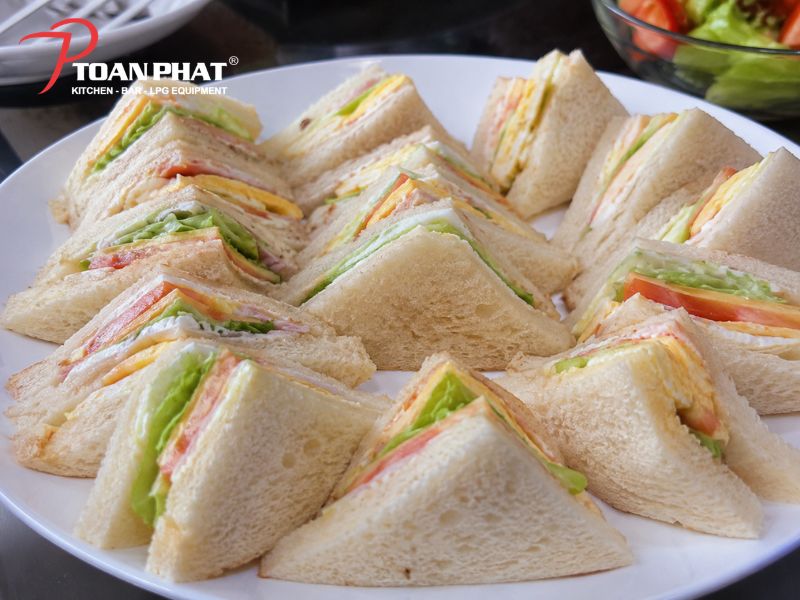 Top 7 Công thức làm bánh mì bằng lò nướng công nghiệp 6 Bánh sandwich có kết cấu mềm mịn