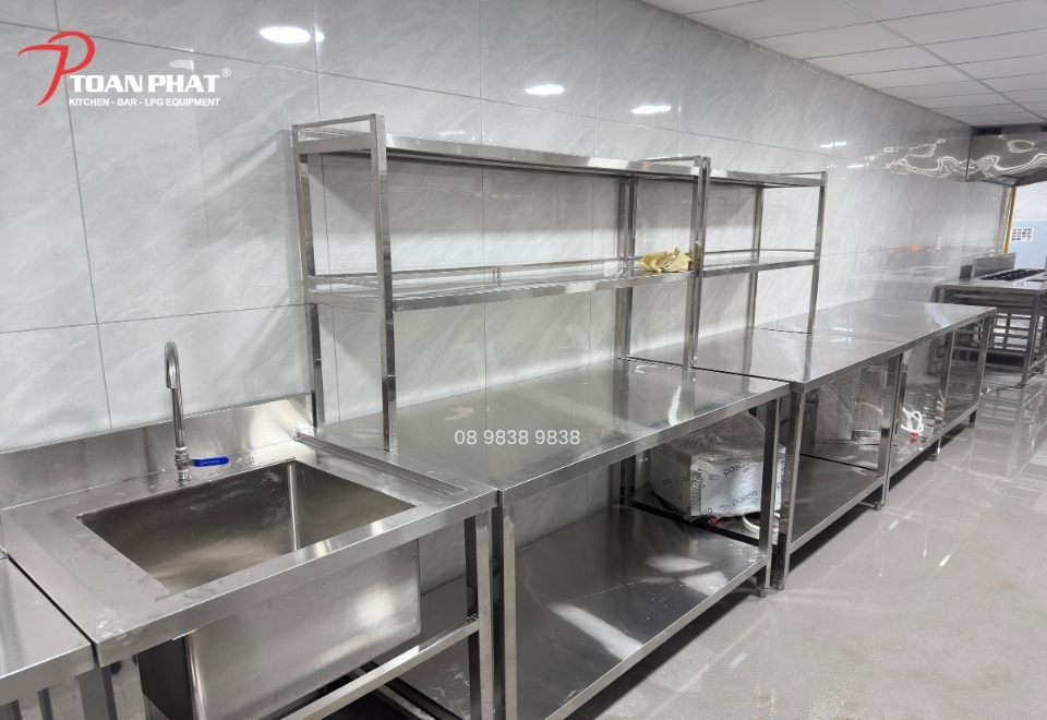 Bàn sơ chế inox