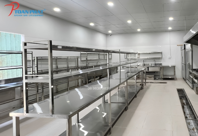 Khu soạn chia bếp công nghiệp