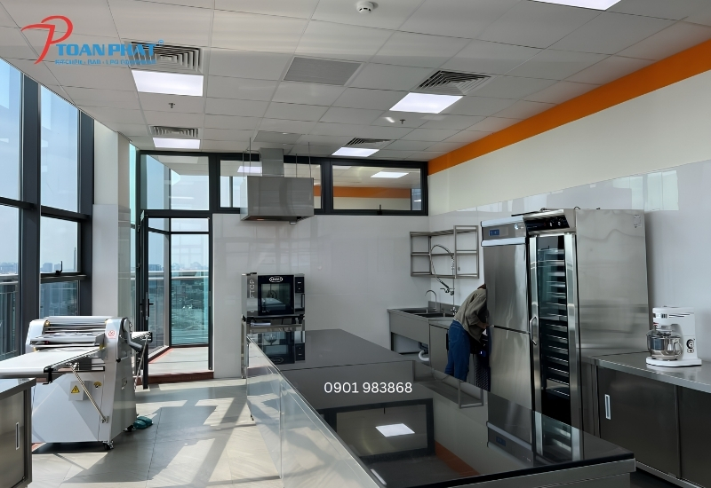 Bếp thực hành trường đại học do Toàn Phát thi công