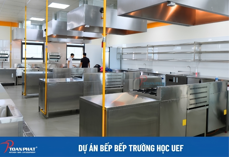 Bếp trường đại học UEF