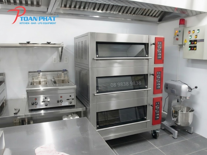 LÒ NƯỚNG GAS 3 TẦNG 6 KHAY MAHYIH MY-115D 4 Lò nướng gas MahYih MY-115D với hệ thống đánh lửa và điều khiển nhiệt tự động