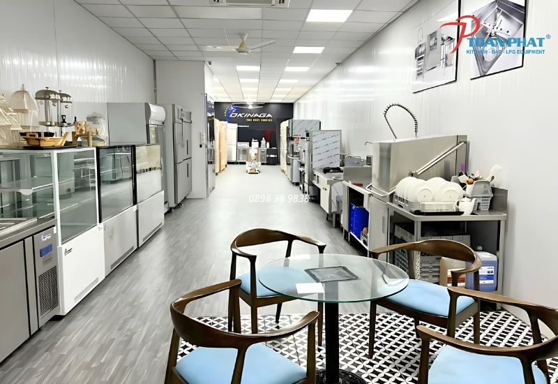 Showroom thiết bị bếp công nghiệp toàn phát