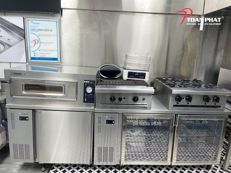 Showroom thiết bị bếp công nghiệp Toàn Phát 24 Showroom thiết bị bếp công nghiệp Toàn Phát trưng bày đa dạng thiết bị bếp công nghiệp