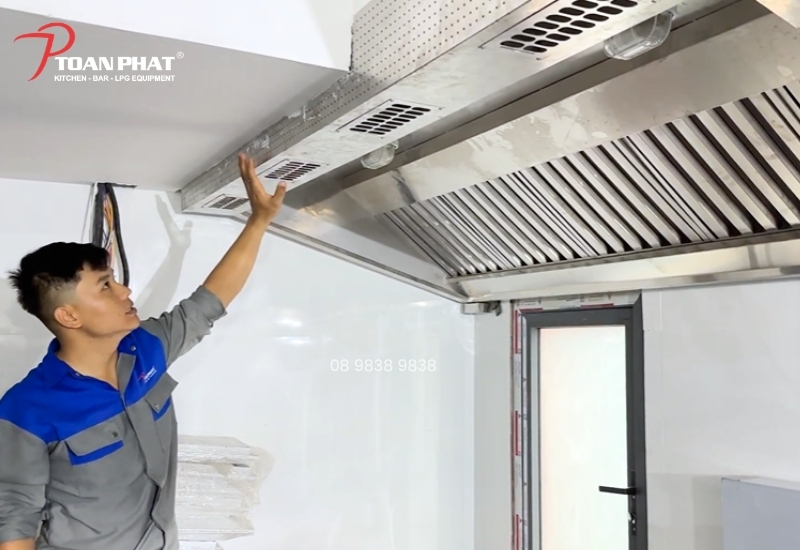 Vì sao bếp nhà hàng Trung Hoa phải sử dụng hệ thống hút khói công suất lớn? 5 Hệ thống cấp khí tươi cho bếp nhà hàng