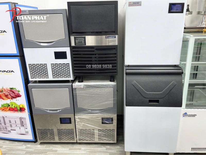 Showroom thiết bị bếp công nghiệp Toàn Phát 15 Khu vực máy làm đá viên công nghiệp