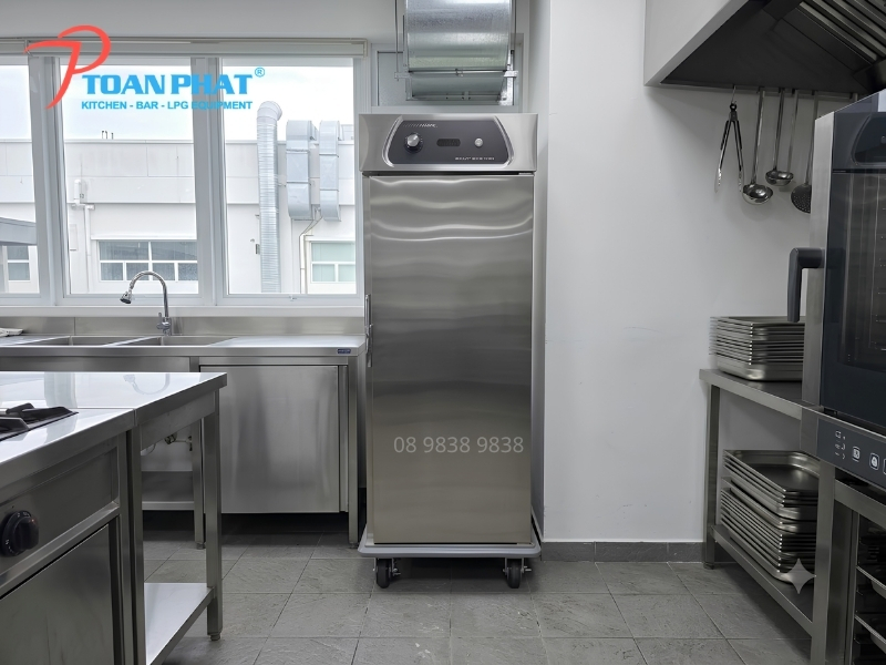 TỦ GIỮ NÓNG THỨC ĂN 11 KHAY 510L 5 Tủ phù hợp cho nhà hàng, khách sạn, buffet và bếp ăn công nghiệp.