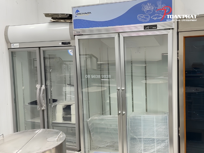 Showroom thiết bị bếp công nghiệp Toàn Phát 10 Tủ mát cánh kính