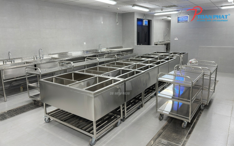 Bếp 2000 suất ăn