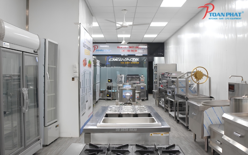 Mua thiết bị bếp có sẵn hay đặt gia công? Nên chọn loại nào? 1 Thiết bị bếp công nghiệp có sẵn